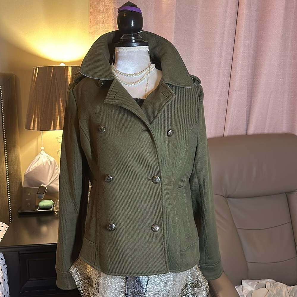 Banana Republic women’s size L jacket in Military Green